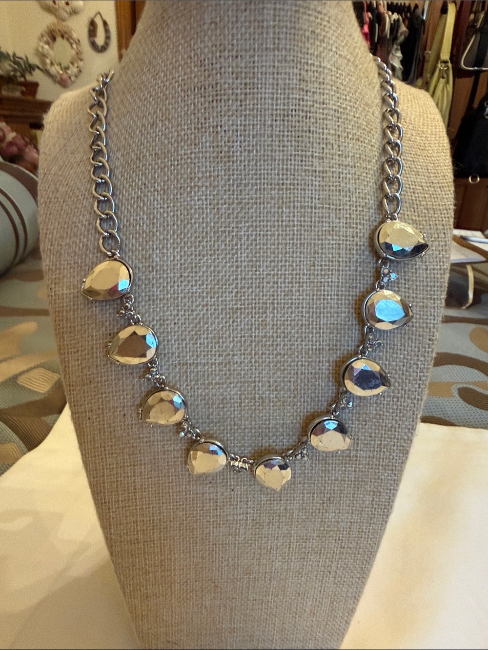 Simply Vera Silver Teardrop Statement Necklace